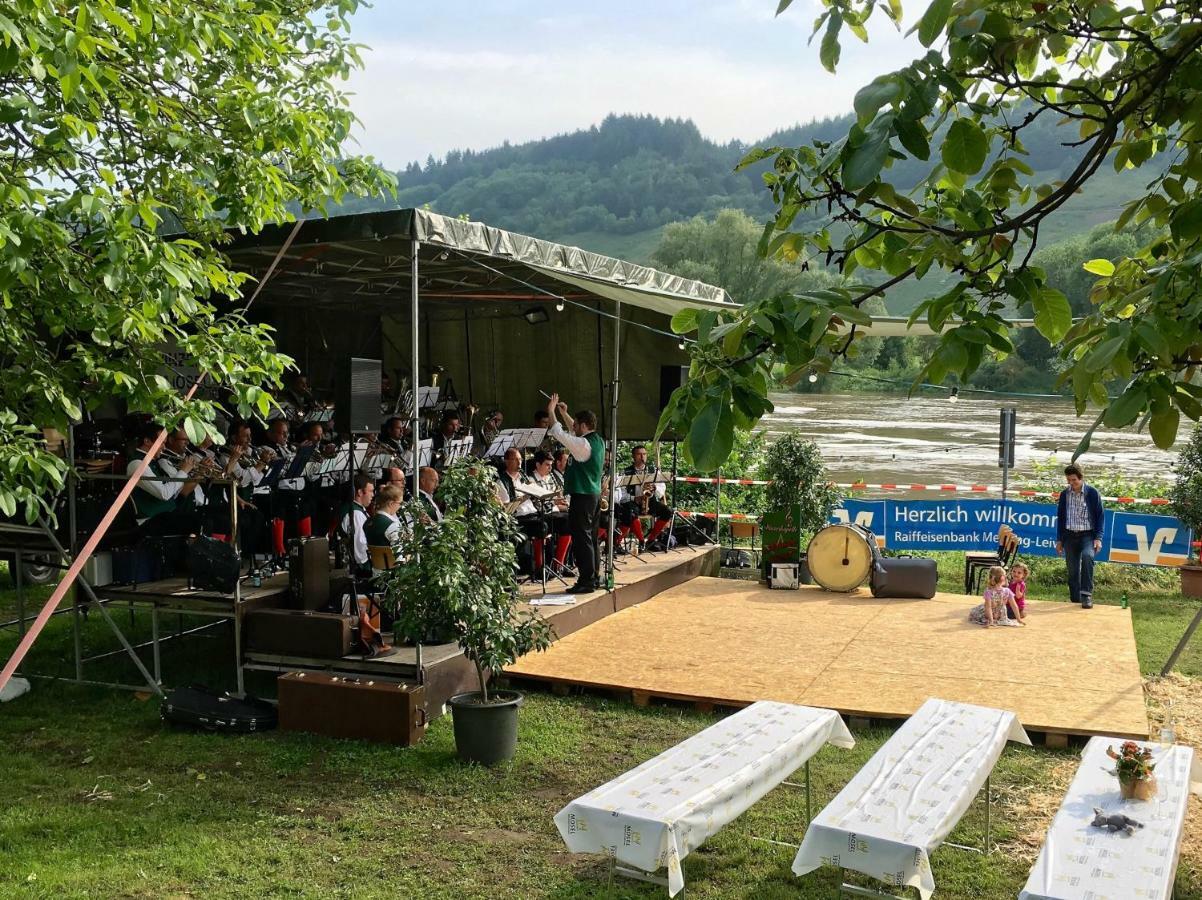 Gaestehaus Hoffmann Farschweiler Esterno foto