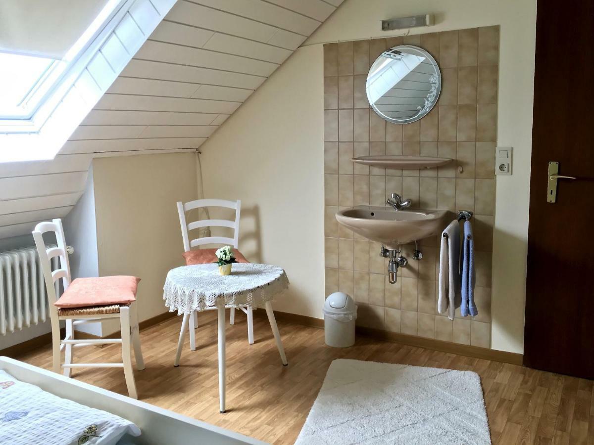Gaestehaus Hoffmann Farschweiler Esterno foto